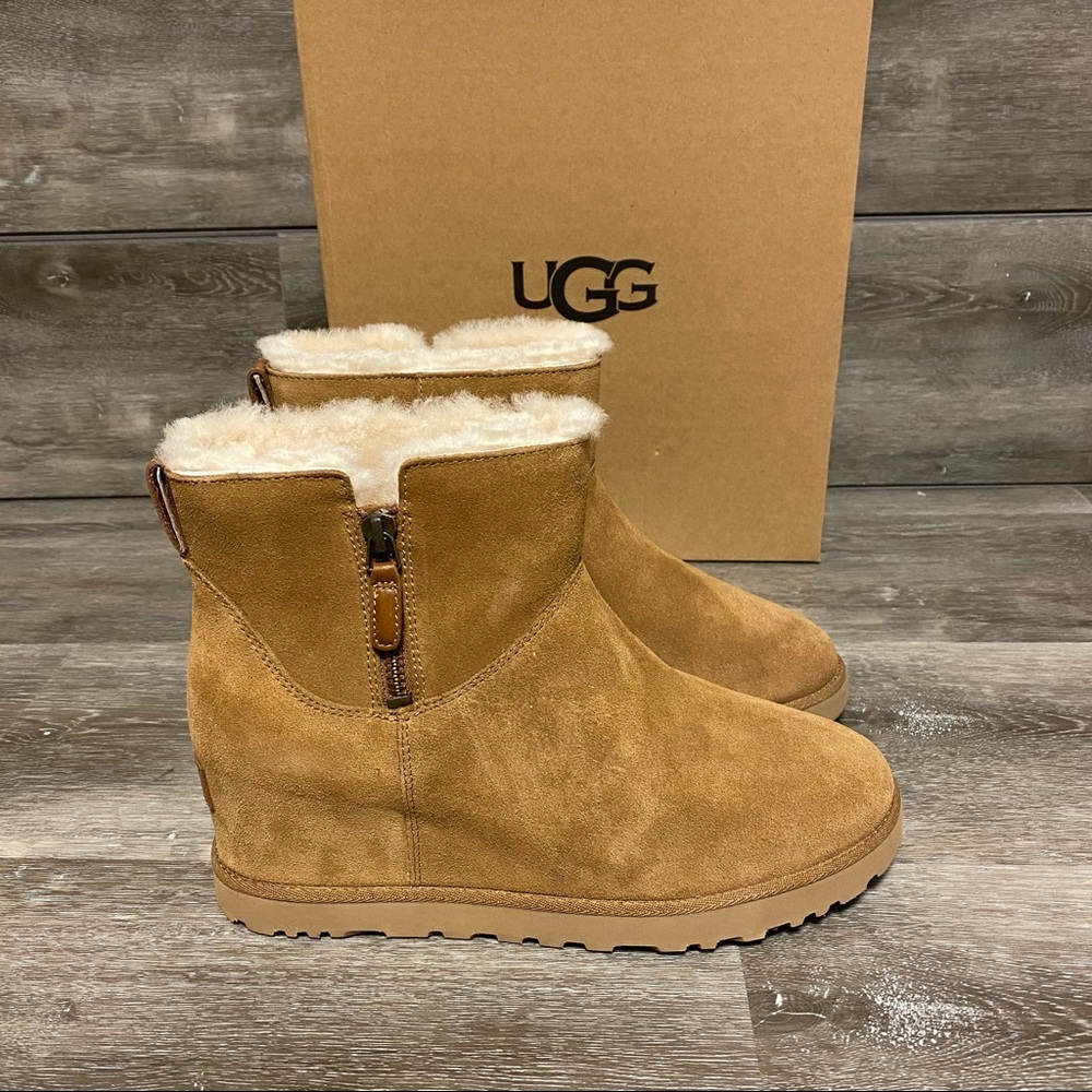 UGG | Classic Femme Zip Mini In Chestnut NEW In Box - Picture 2 of 12